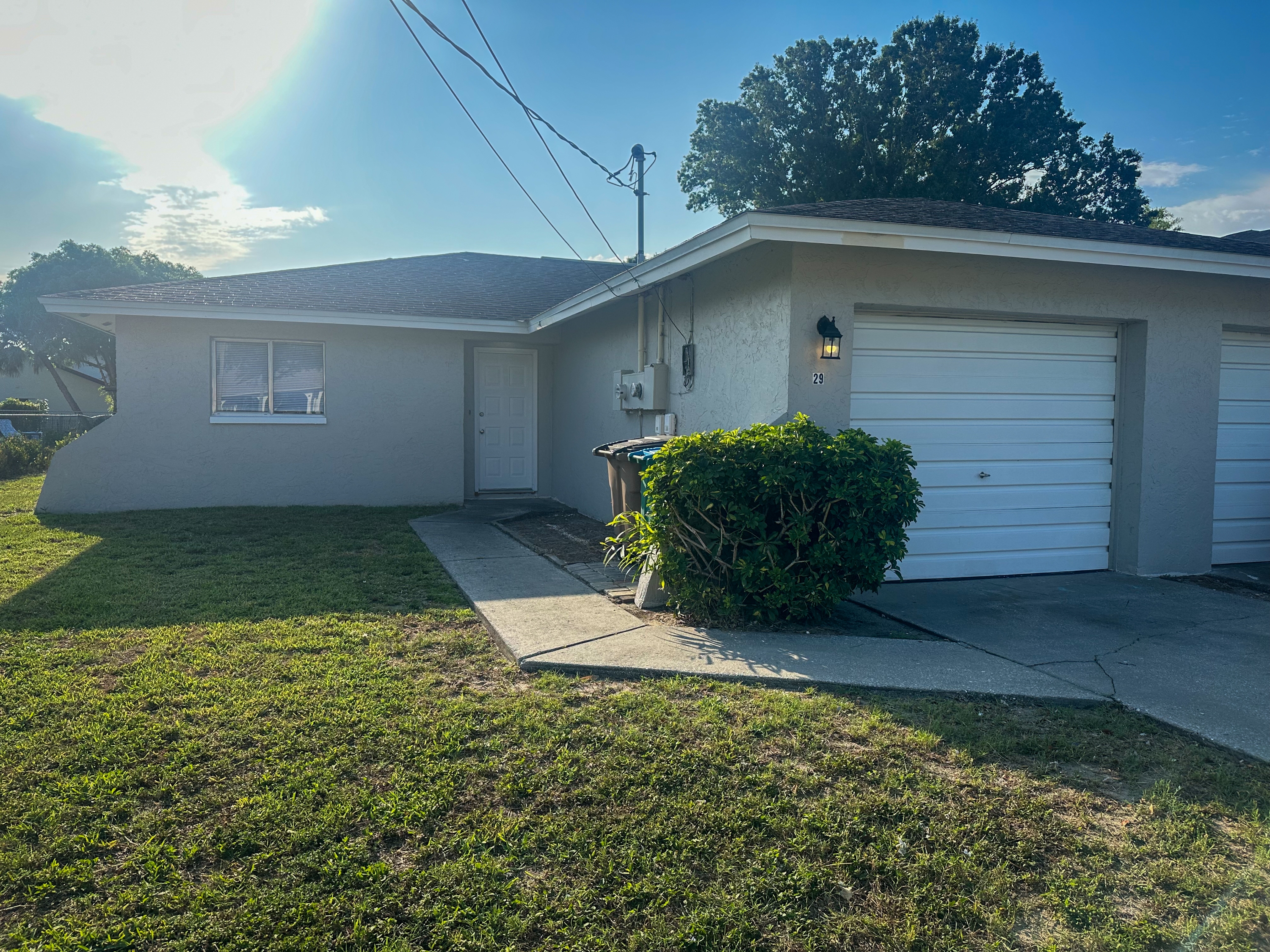 29 SE 24th Ave
