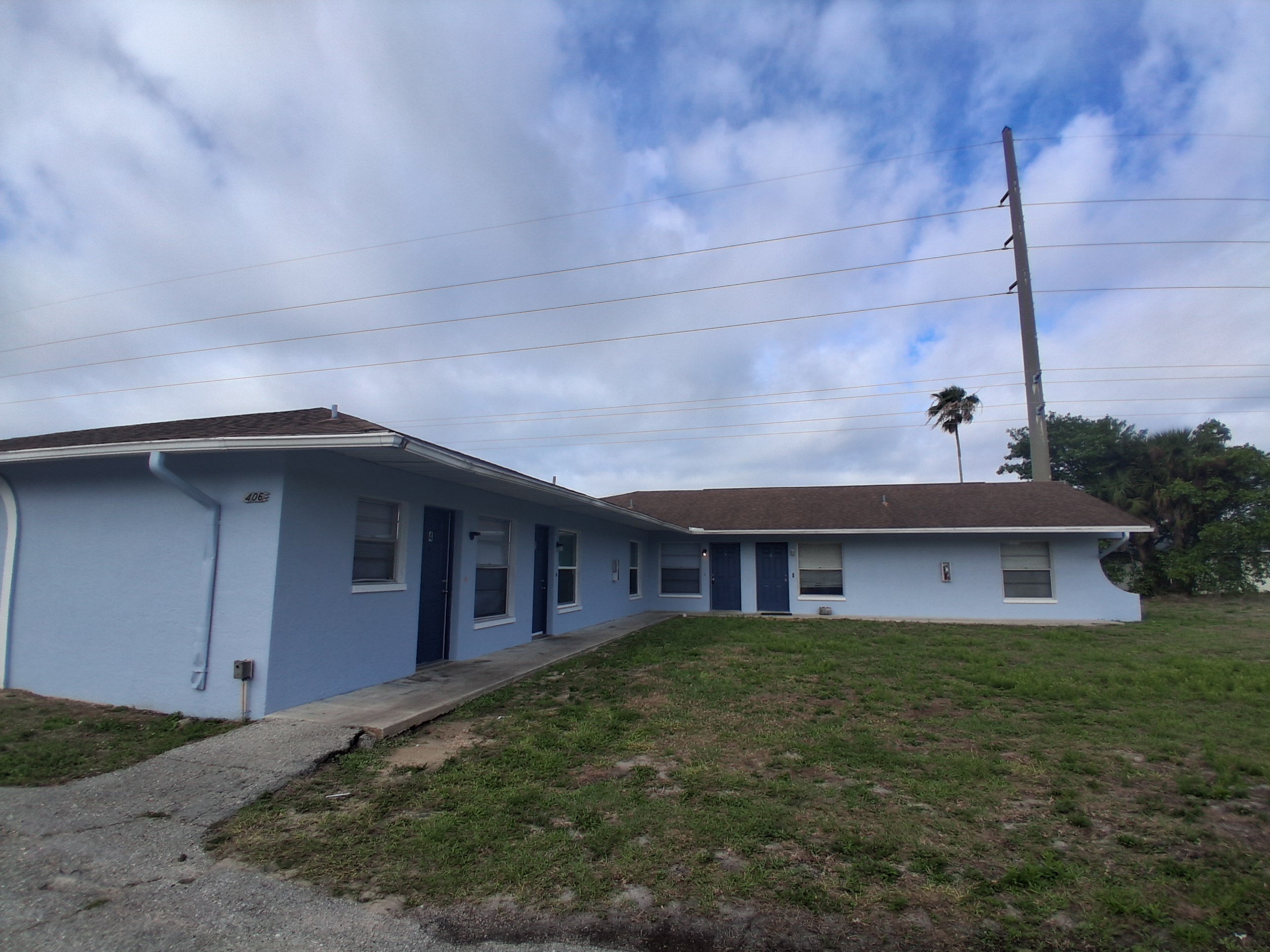 406 Northeast 24th Place - 2