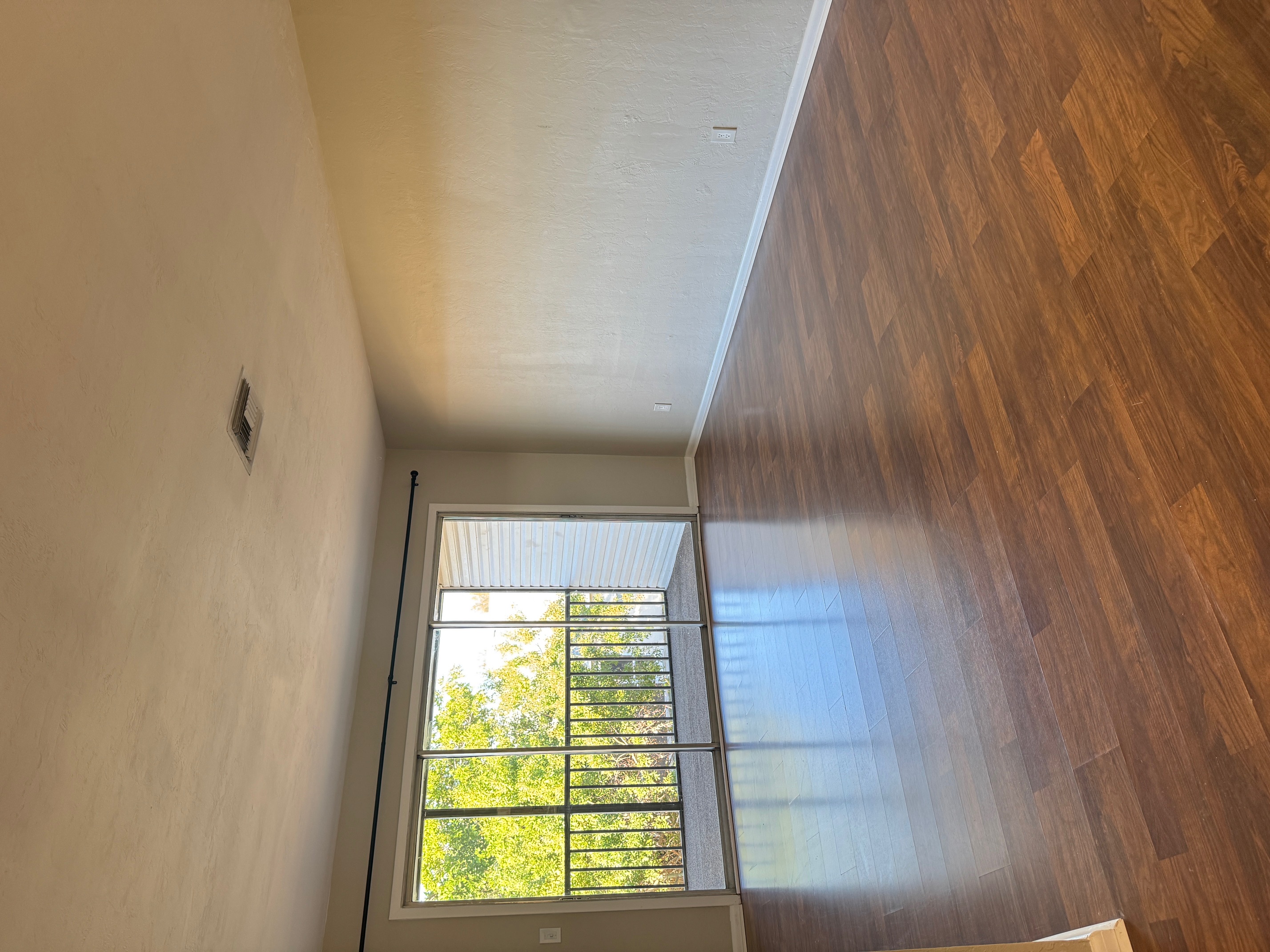 2826 SE Santa Barbara Pl - 201