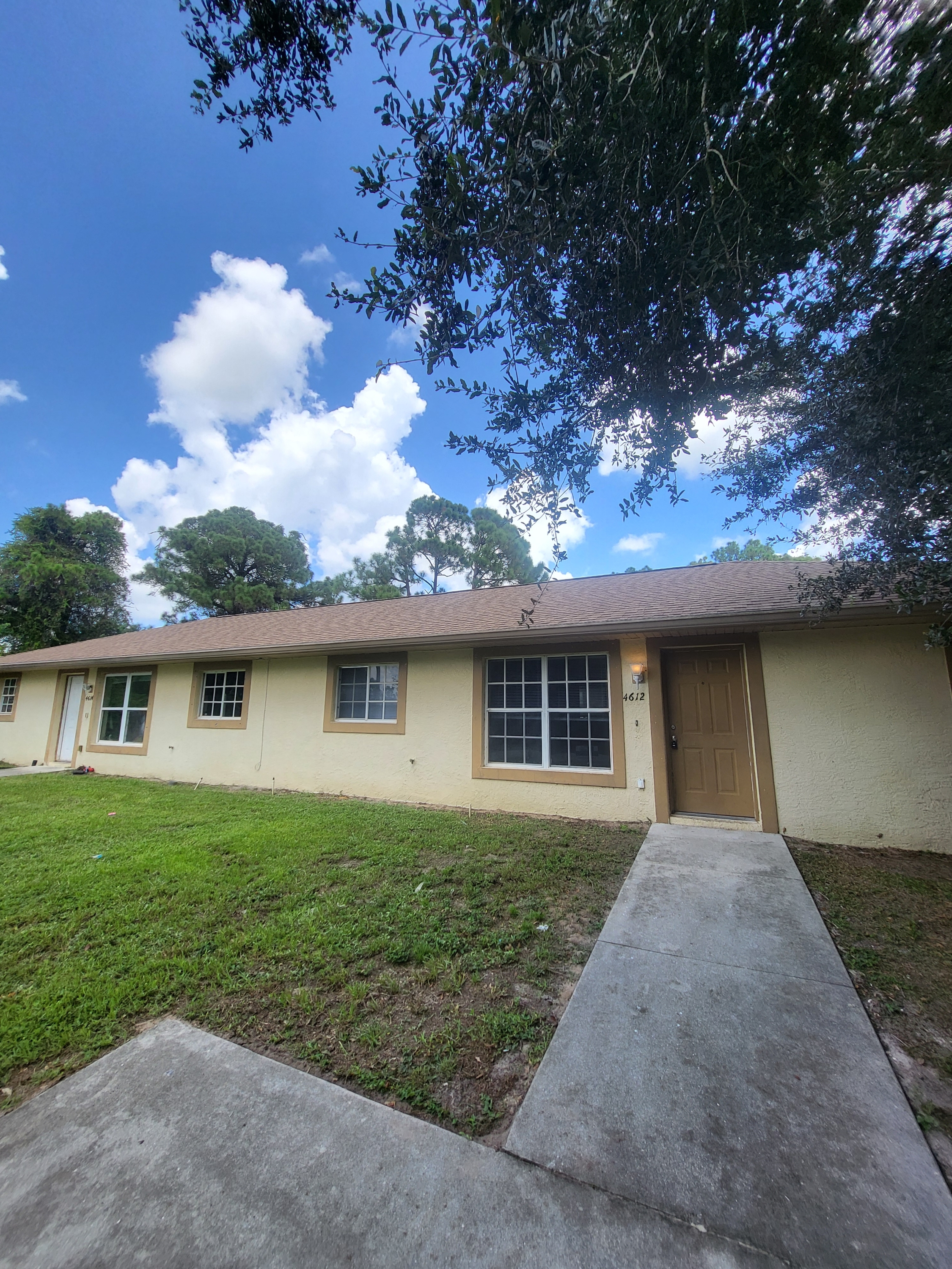 4612 Douglas Lane