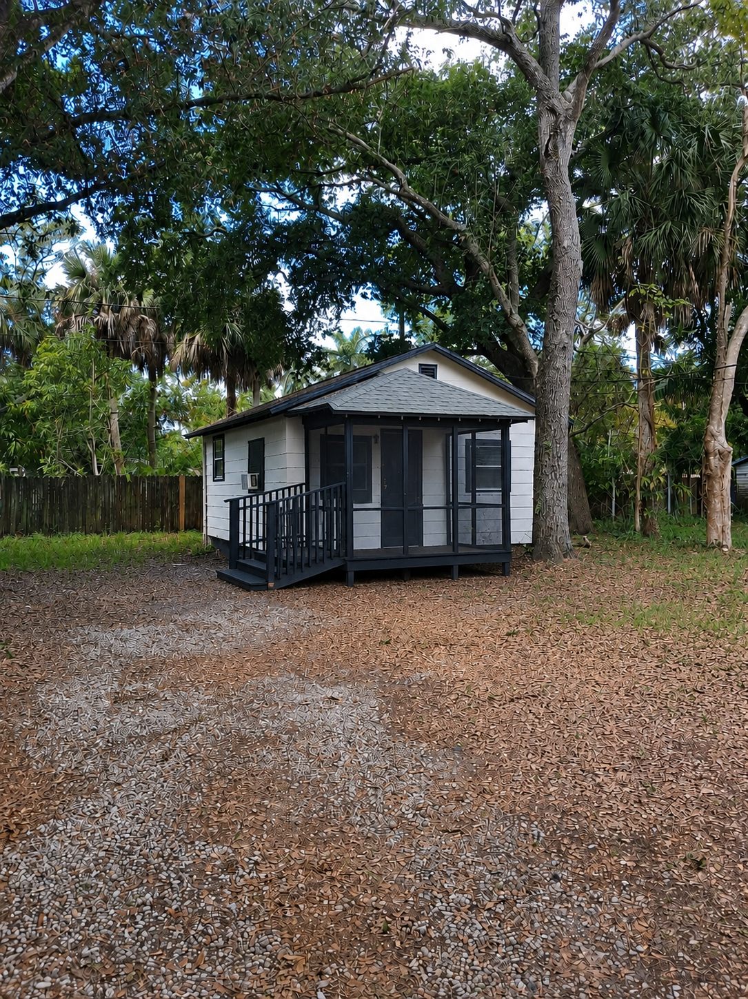 230 Delray Avenue - B