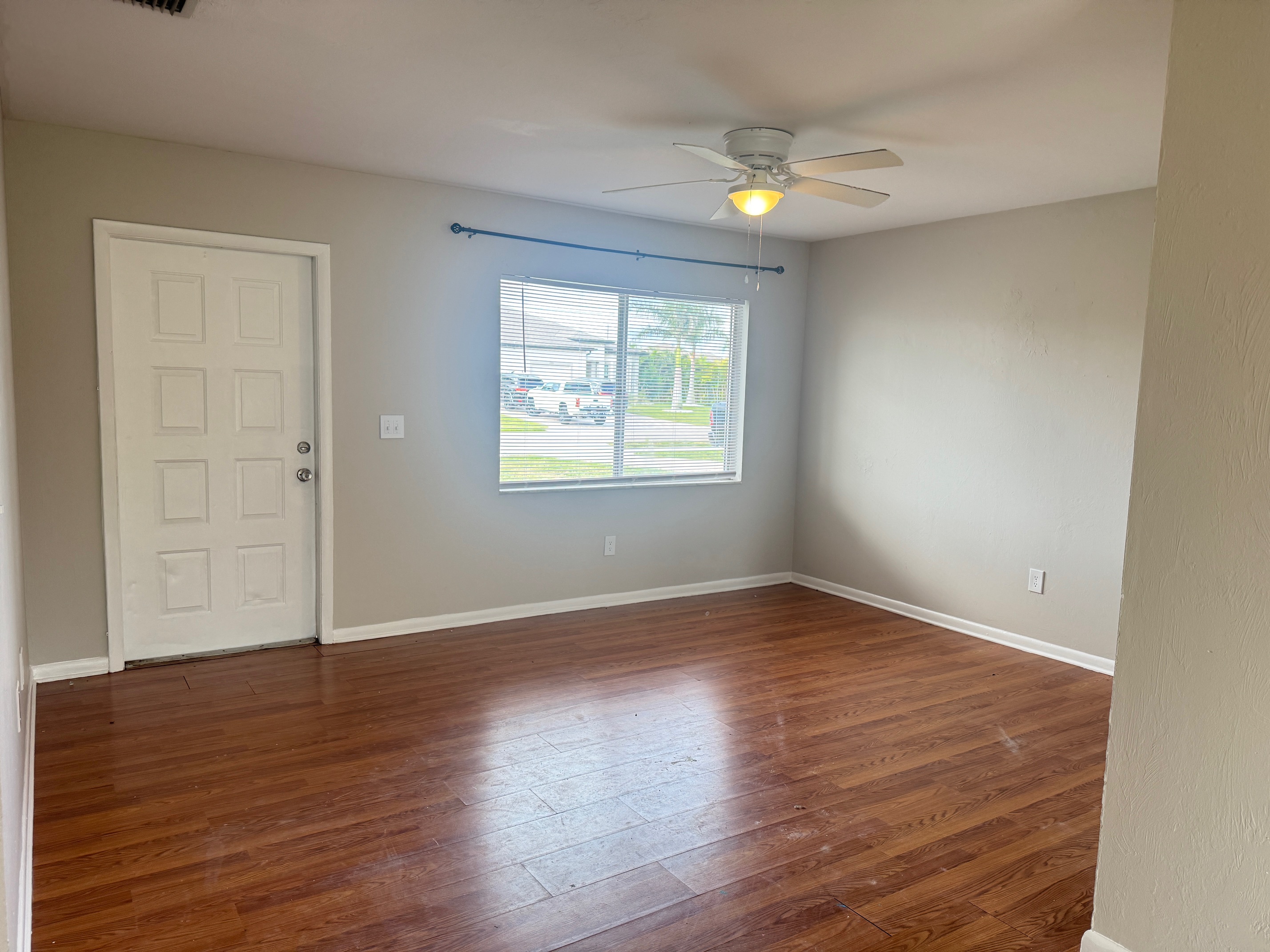 1715 SW 34th St